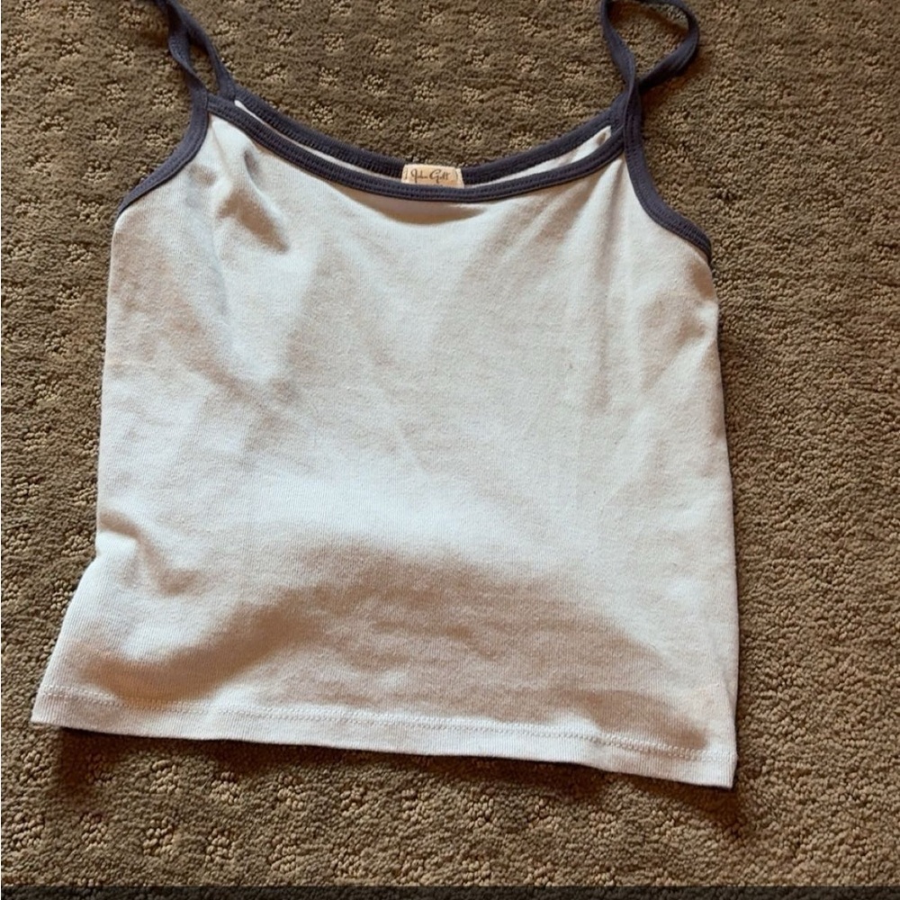 Woman’s blue crop top